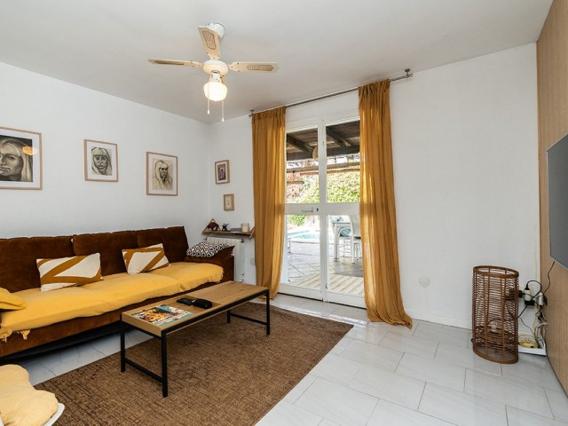 Villa avec 6 Chambres  à Río Real