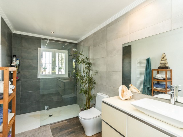 Villa avec 6 Chambres  à Río Real