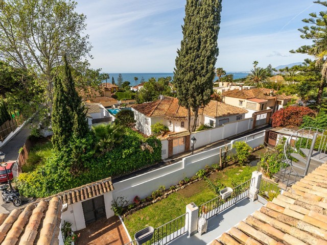 Villa avec 6 Chambres  à Río Real