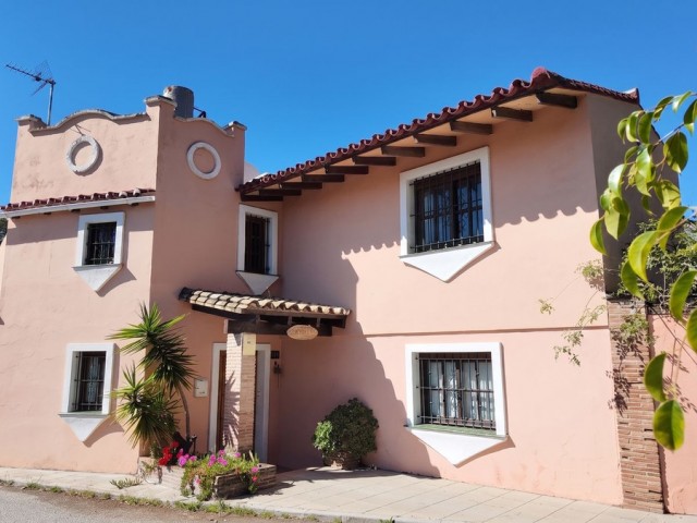 Villa, Estepona