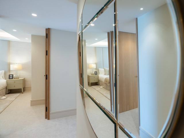 2 Bedrooms Apartment in Puerto Banús