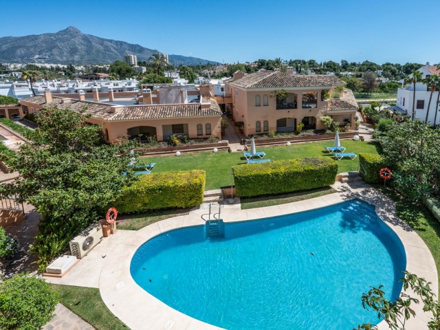 3 Bedrooms Apartment in Nueva Andalucía