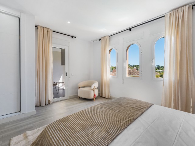 3 Bedrooms Apartment in Nueva Andalucía