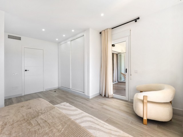 3 Bedrooms Apartment in Nueva Andalucía