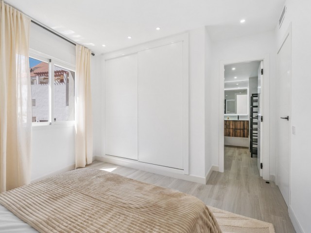 3 Bedrooms Apartment in Nueva Andalucía
