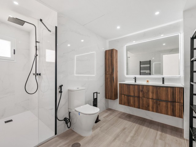 3 Bedrooms Apartment in Nueva Andalucía