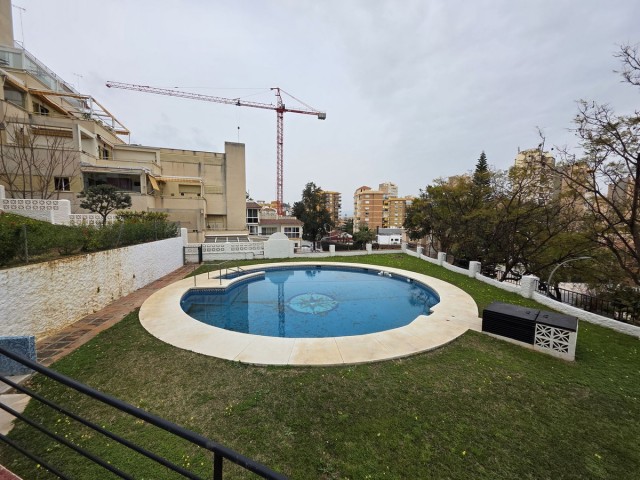 4 Makuuhuoneen Huoneisto Torremolinos