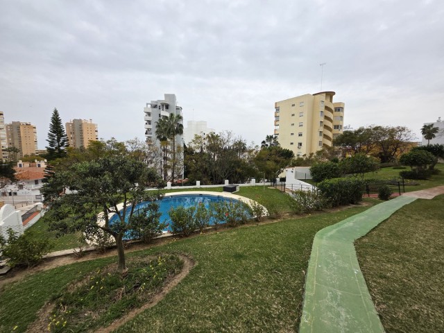 4 Makuuhuoneen Huoneisto Torremolinos