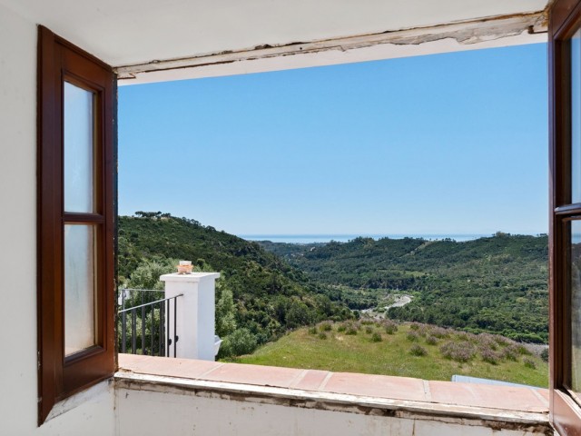4 Bedrooms Townhouse in Benahavís