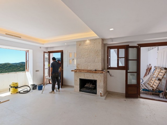 4 Bedrooms Townhouse in Benahavís