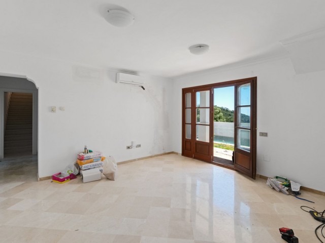 4 Bedrooms Townhouse in Benahavís