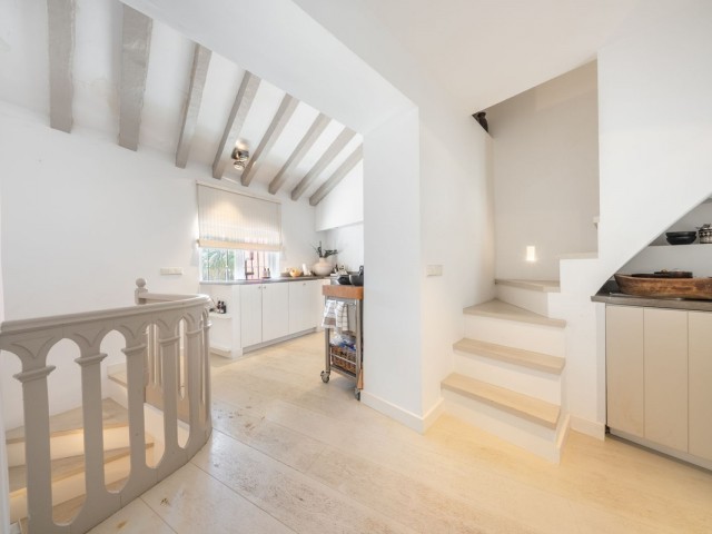 Apartamento con 2 Dormitorios  en Marbella