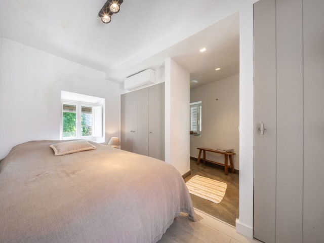 Apartamento con 2 Dormitorios  en Marbella