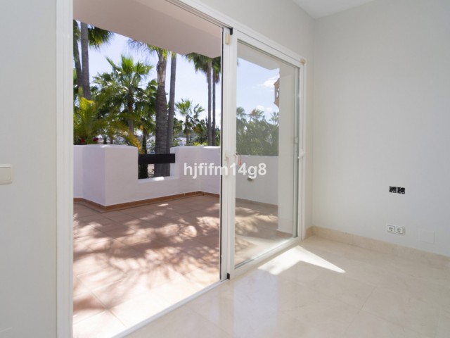 3 Bedrooms Apartment in Nueva Andalucía