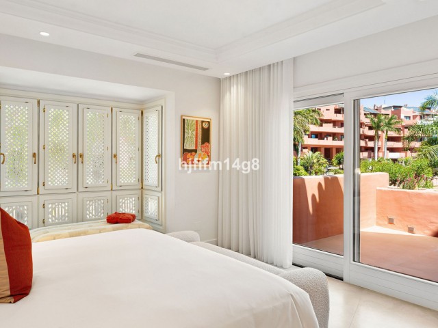 3 Soveroms Leilighet i Estepona
