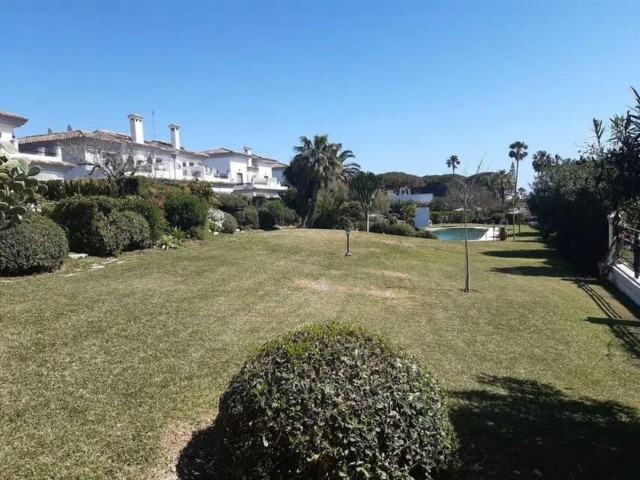 5 Bedrooms Townhouse in Cabopino