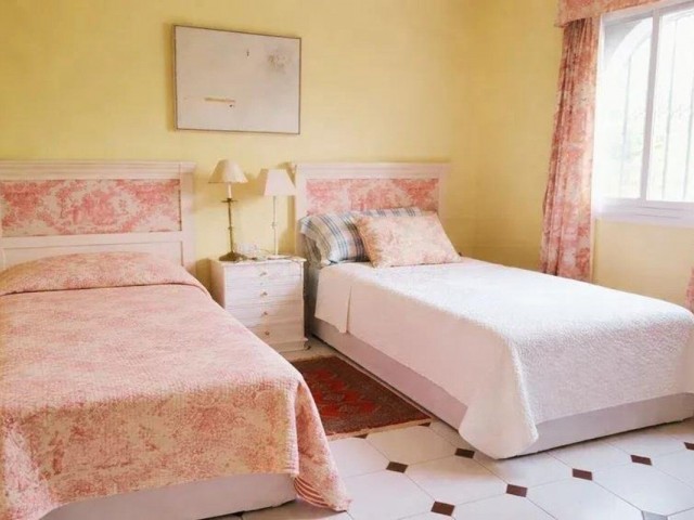 5 Bedrooms Townhouse in Cabopino