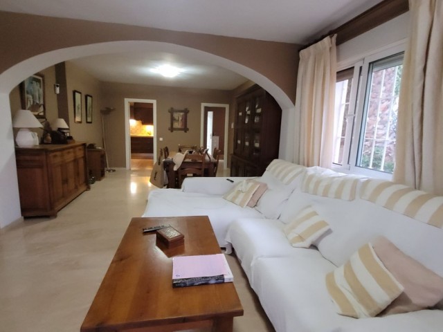 3 Bedrooms Apartment in Nueva Andalucía