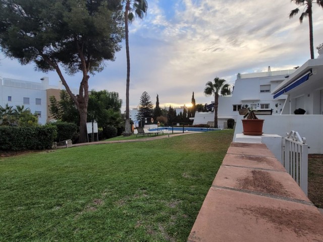 3 Bedrooms Apartment in Nueva Andalucía