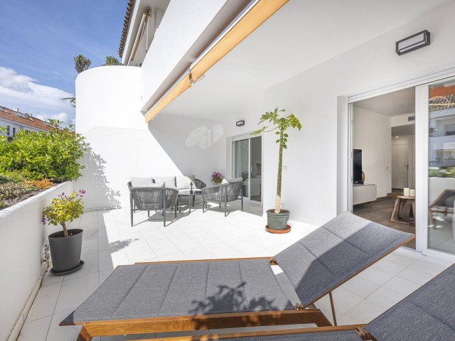 Apartment, The Golden Mile, R5127265