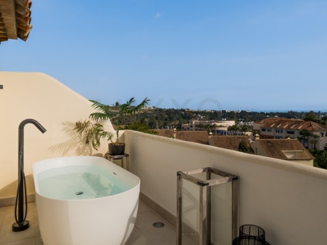 3 Bedrooms Townhouse in Nueva Andalucía