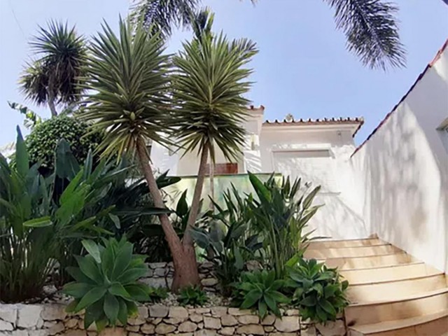 3 Schlafzimmer Villa in Nueva Andalucía