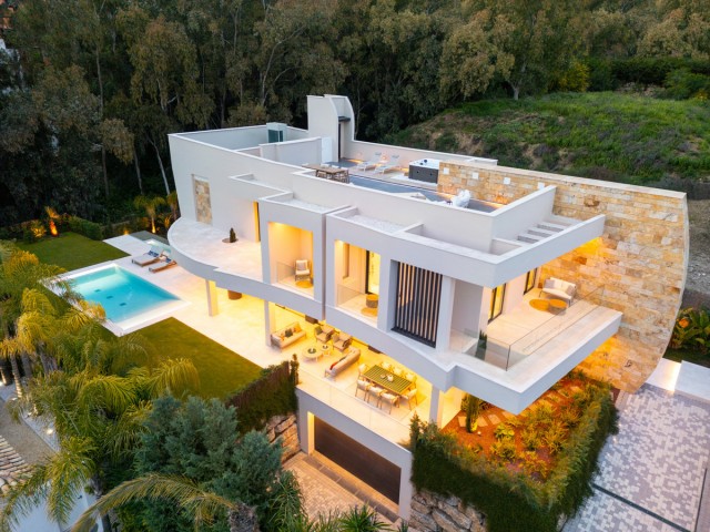 Villa, Nueva Andalucia