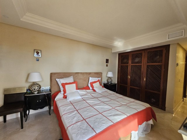 3 Bedrooms Apartment in Estepona