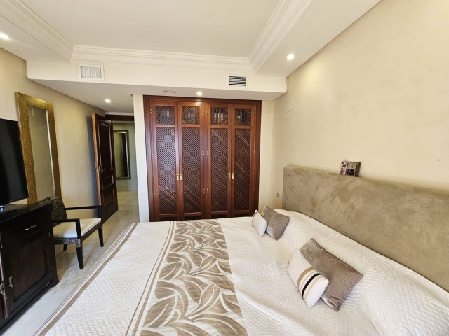 3 Bedrooms Apartment in Estepona