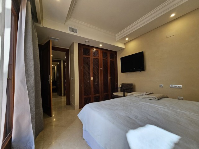 3 Bedrooms Apartment in Estepona