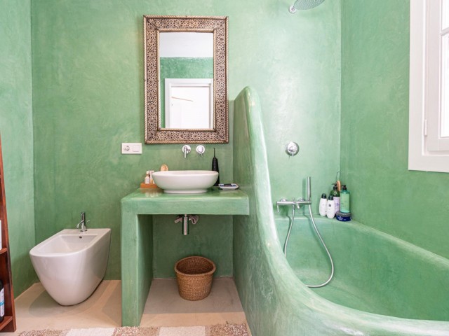 2 Bedrooms Townhouse in Benahavís