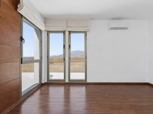 3 Bedrooms Townhouse in Benahavís