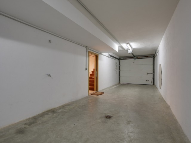 3 Bedrooms Townhouse in Benahavís