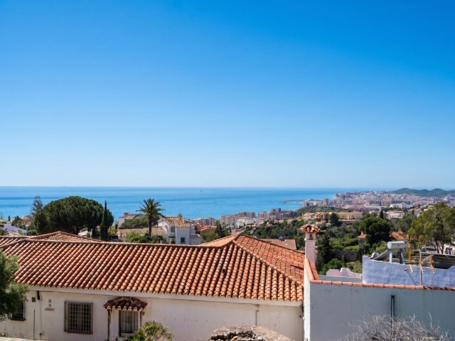 Villa con 4 Dormitorios  en Torreblanca