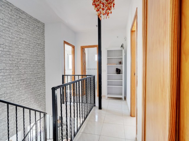 Villa con 4 Dormitorios  en Torreblanca