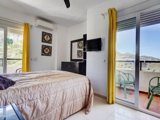 Villa con 4 Dormitorios  en Torreblanca