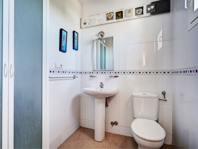 Villa con 4 Dormitorios  en Torreblanca