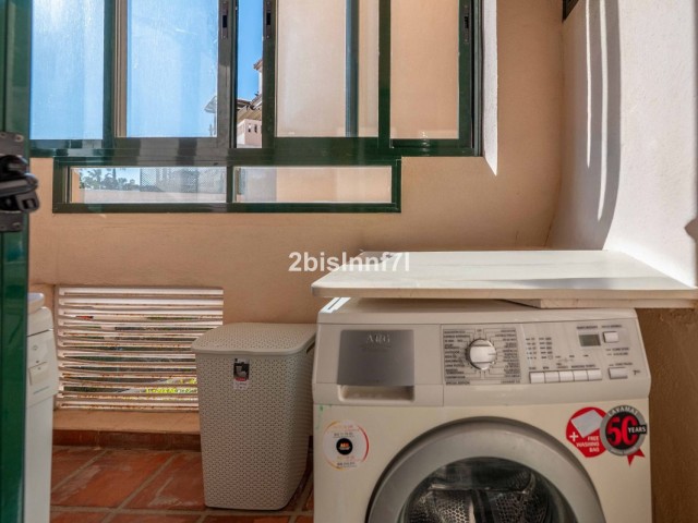 3 Bedrooms Apartment in Elviria