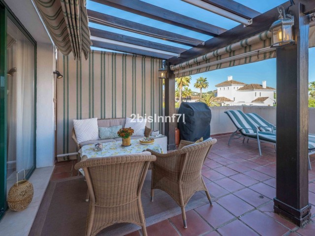 3 Bedrooms Apartment in Elviria