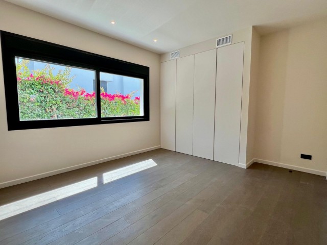6 Schlafzimmer Villa in Elviria