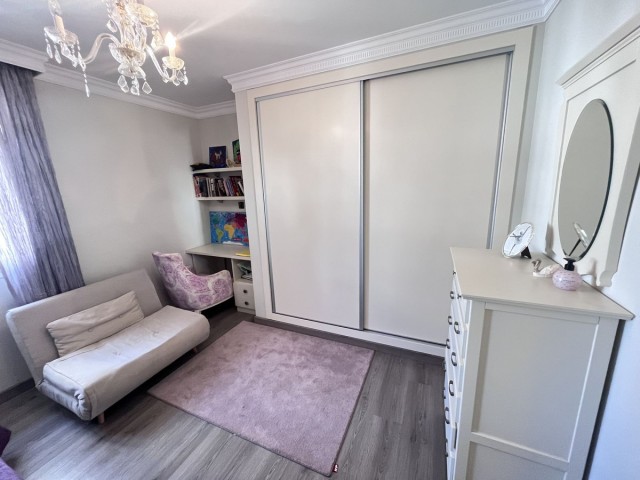 2 Bedrooms Apartment in Puerto Banús