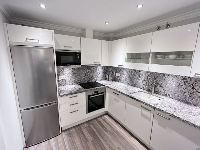 2 Bedrooms Apartment in Puerto Banús