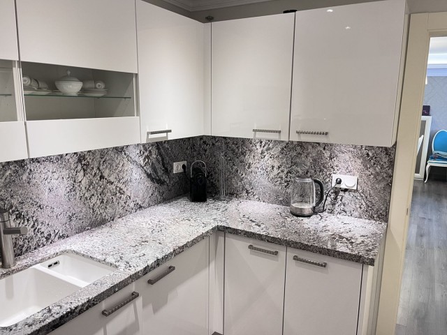 2 Bedrooms Apartment in Puerto Banús