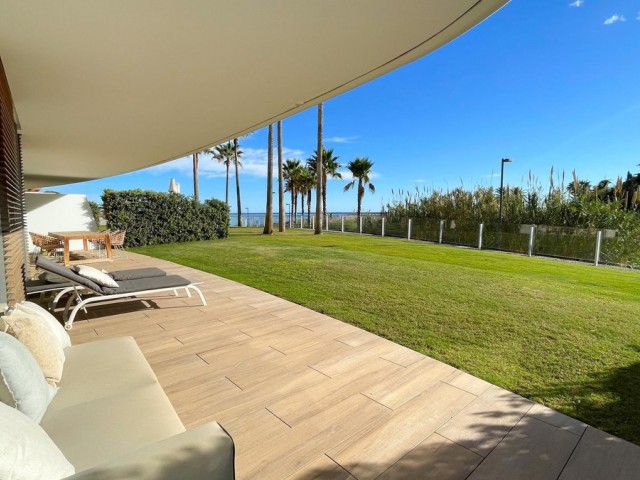 Appartement avec 3 Chambres  à Estepona