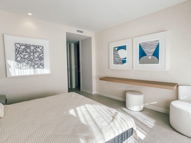 Appartement avec 3 Chambres  à Estepona