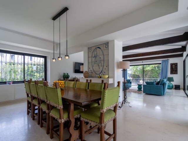 7 Schlafzimmer Villa in Guadalmina Baja