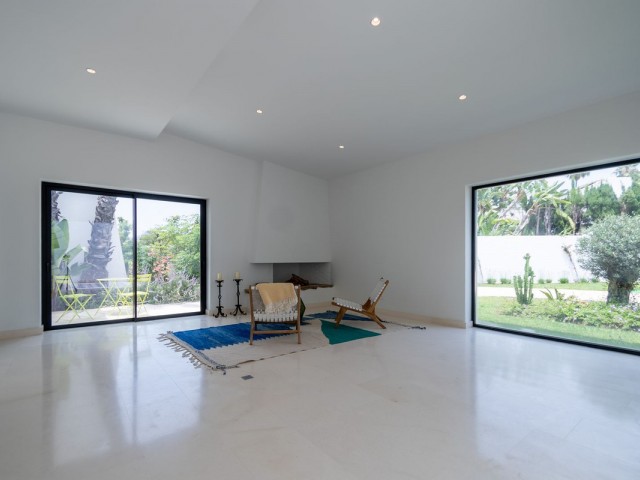 7 Schlafzimmer Villa in Guadalmina Baja