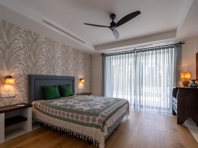 7 Schlafzimmer Villa in Guadalmina Baja