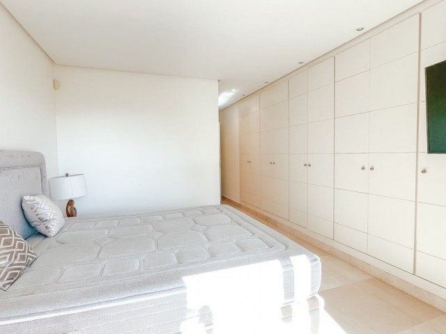 2 Bedrooms Apartment in Marbella