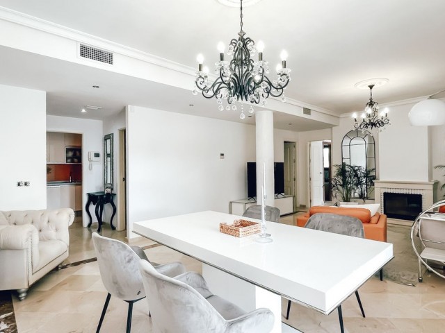 2 Bedrooms Apartment in Puerto Banús